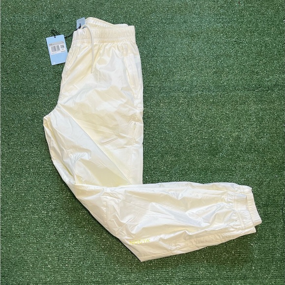 Nike x Drake NOCTA Golf Woven Pants White size XS DJ5588-133 - Picture 1 of 7